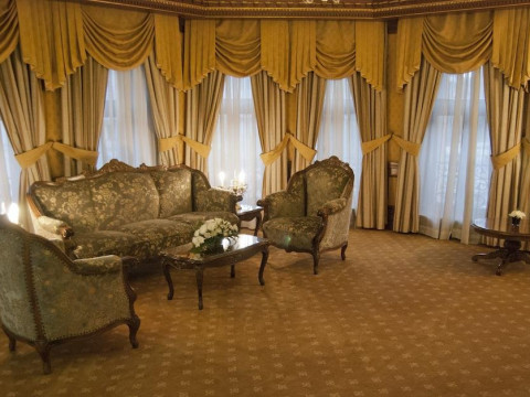 Casa Capsa
