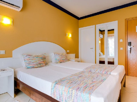 Atismar Hotel