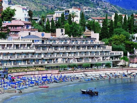 Mazzaro Sea Palace