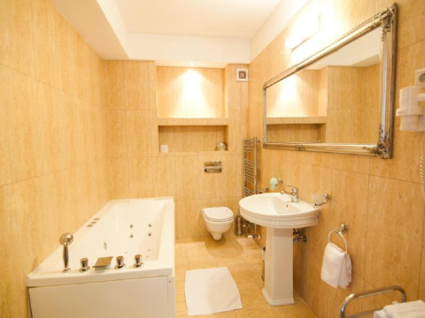 Elite Resort Hotel (Oradea)