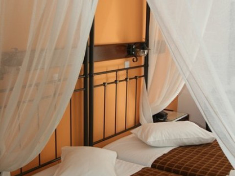 Adonis Hotel Apartments