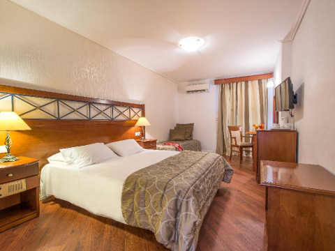 Diana Hotel (Zakynhos Town)