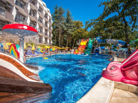 PRESTIGE DELUXE AQUAPARK CLUB