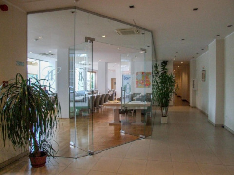 City Hotel