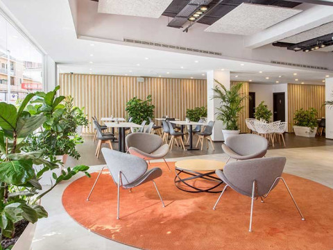 Planet One Hotel