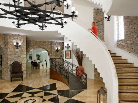 MARTI LA PERLA (Adults Only)