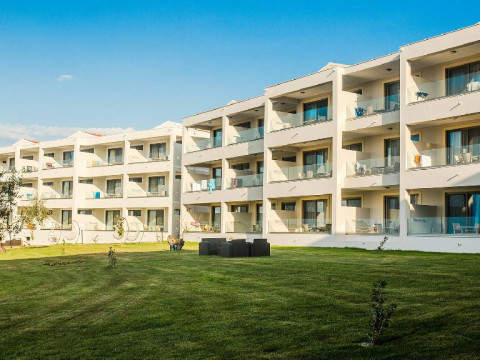 Robolla Beach Aparthotel (Corfu)