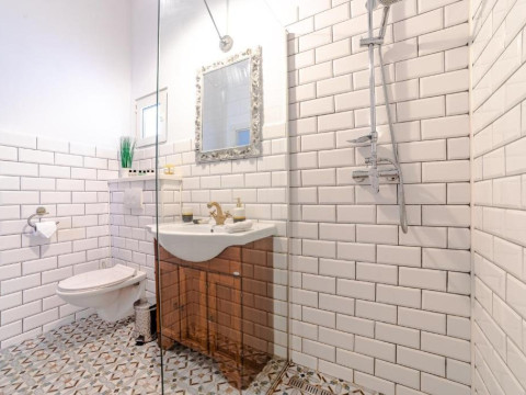 . ALBERT Residence