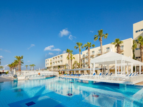 LA BLANCHE RESORT