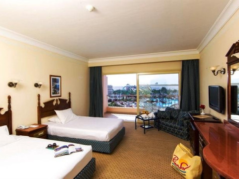 TITANIC RESORT AQUA PARK