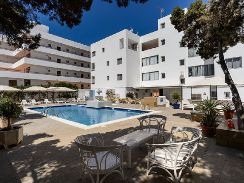 APARTAMENTOS SAN ANTONIO BEACH
