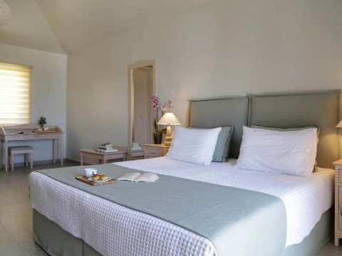 Costa Rossa Boutique Hotel