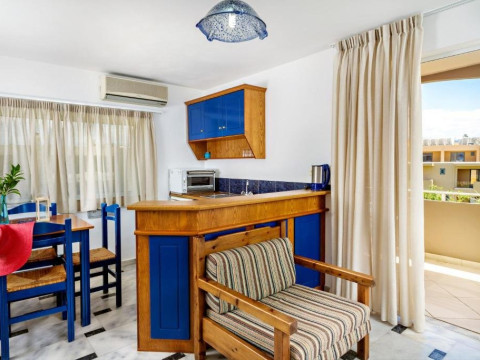 Matzi Hotel Apartments (K)