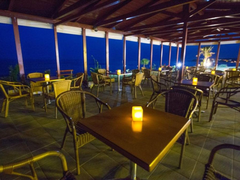Poseidon Beach (Kanali)