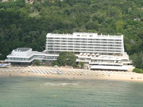 PALACE HOTEL