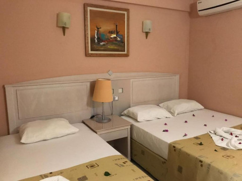 ARES DREAM HOTEL
