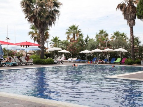 Fafa Beach Hotel (Golem-Durres)