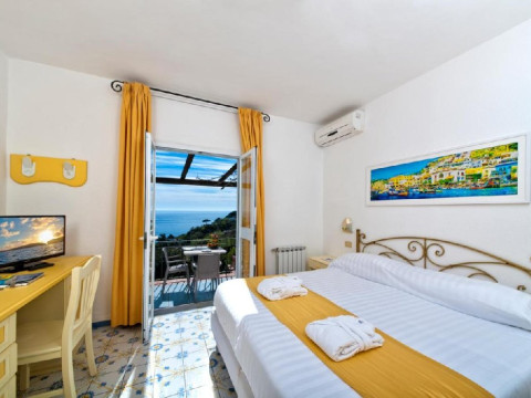 Hotel Romantica Resort and Spa