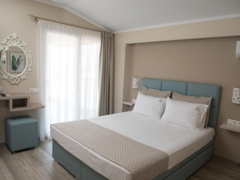 Ammos Beach Seaside Luxury Suites