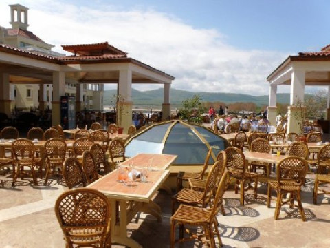 MARINA ROYAL PALACE