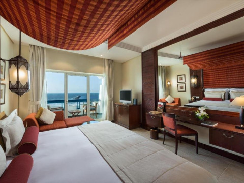 Ajman Hotel