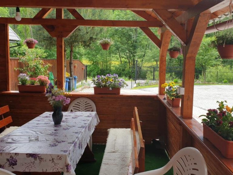 . Casa Cristalina  Dumi