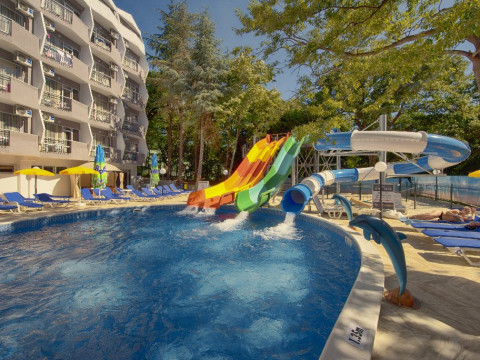 PRESTIGE DELUXE AQUAPARK CLUB