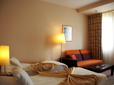 Hotel Aragosta (Durres)