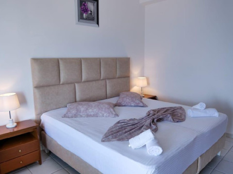  Blue Heaven Hotel (Sarande)