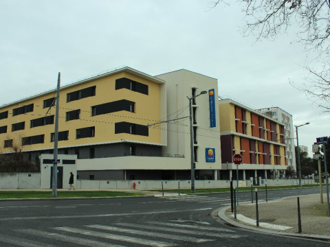 COMFORT SUITES LYON EST EUREXPO