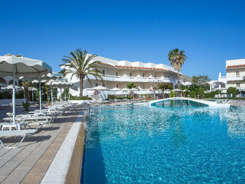 Niriides Beach