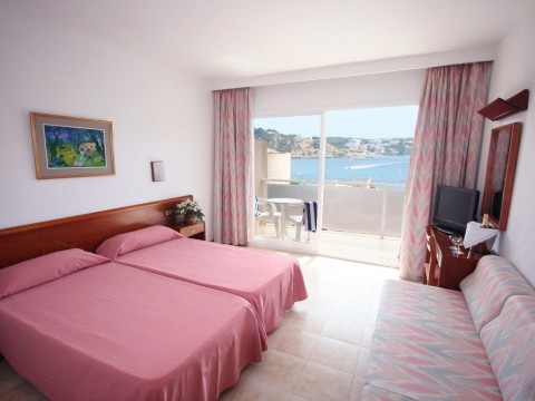 Hotel Tora