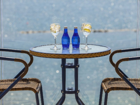 Cratos Premium Hotel 