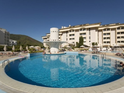 MUNAMAR BEACH RESIDENCE HOTEL (Adults Only 14+)