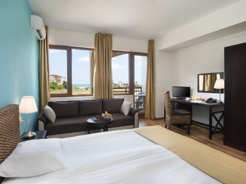 SUNRISE ALL SUITE FAMILY RESORT