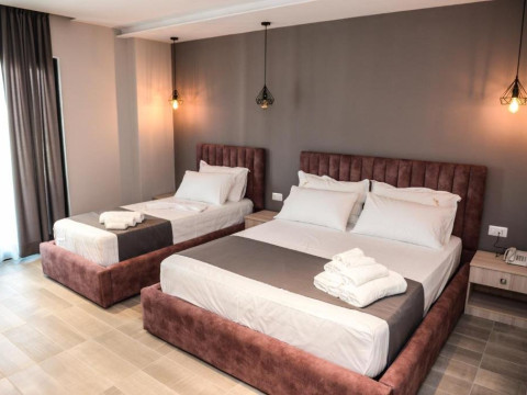 Brilliant Hotel SPA (Durres)