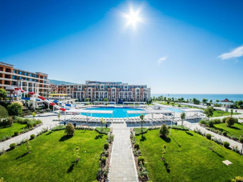 Premier Fort Beach Aparthotel