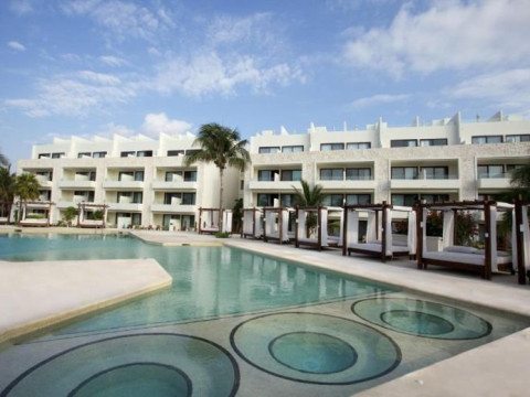 Akumal Bay Beach and Wellness Resort