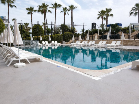 KAILA KRIZANTEM HOTEL
