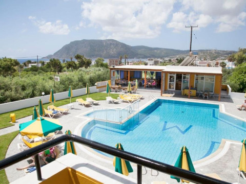 MANOLIS STUDIOS