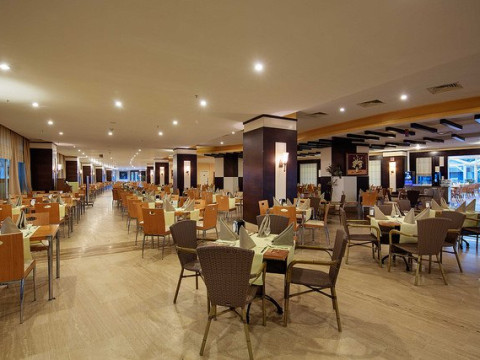 CRYSTAL ADMIRAL RESORT  SPA