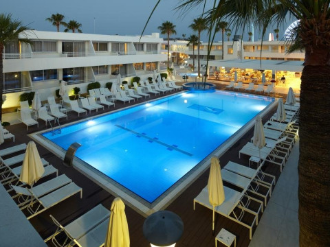 MelpoAntia Luxury Apartments  Suites