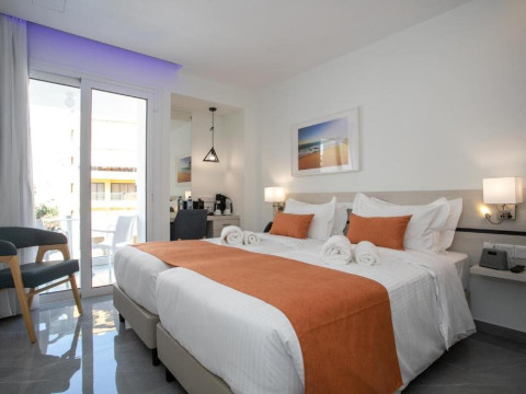 LARCO HOTEL BY BEST WESTERN PLUS