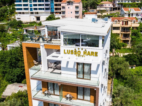 Lusso Mare (R)