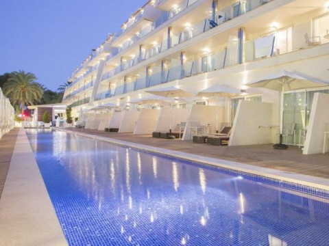 Mar Hotels Playa de Muro Suites