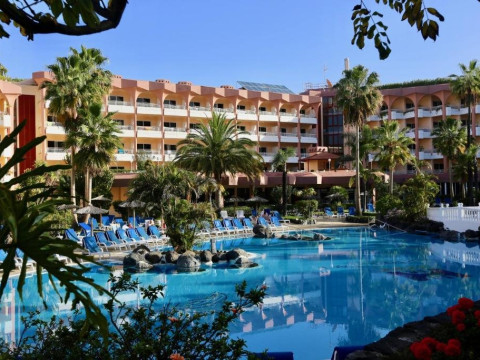Puerto Palace