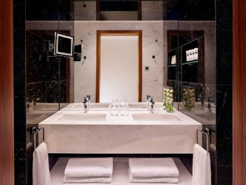 Parklane Resort and Spa 