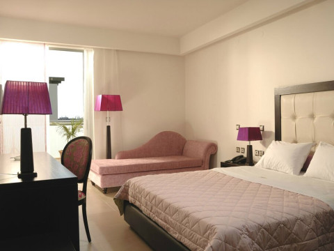 Angela Suites Boutique Hotel