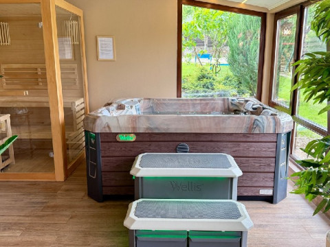 . Casa Dives Pensiune