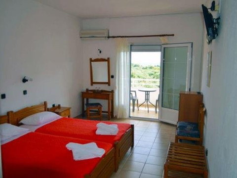 Achilion Hotel (Skala Potamias)